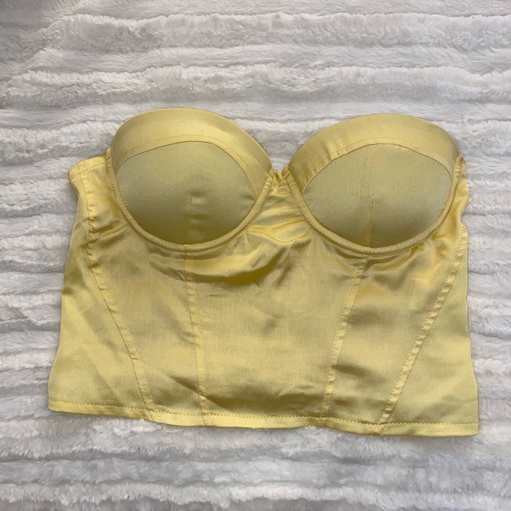 Yellow corset